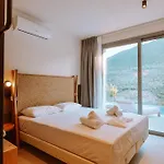 Luxury Theros With Private Pools Villa *