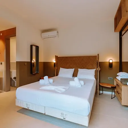 Luxury Theros With Private Pools Villa *