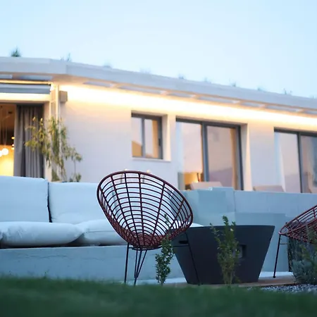 Villa Luxury Theros With Private Pools *