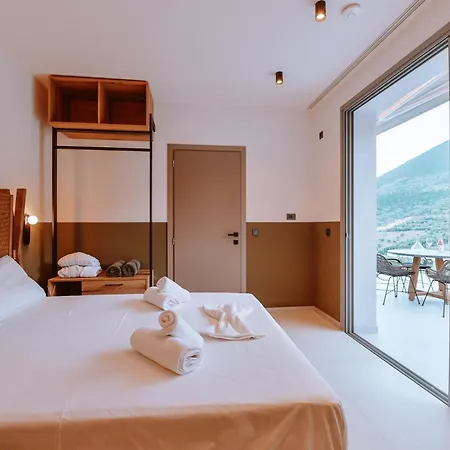 Luxury Theros With Private Pools ヴィラ シヴォタ
